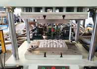 آلة تشكيل لب الورق بالضغط الساخن لصواني التعبئة الصناعية